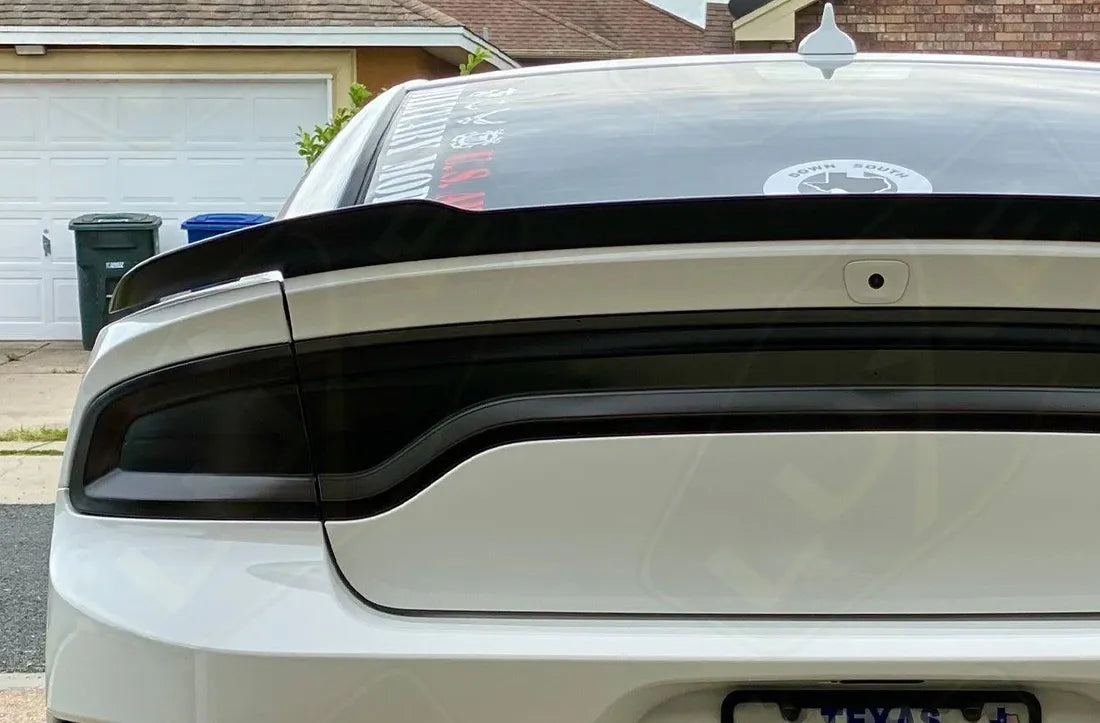 Universal Tail Light Kit