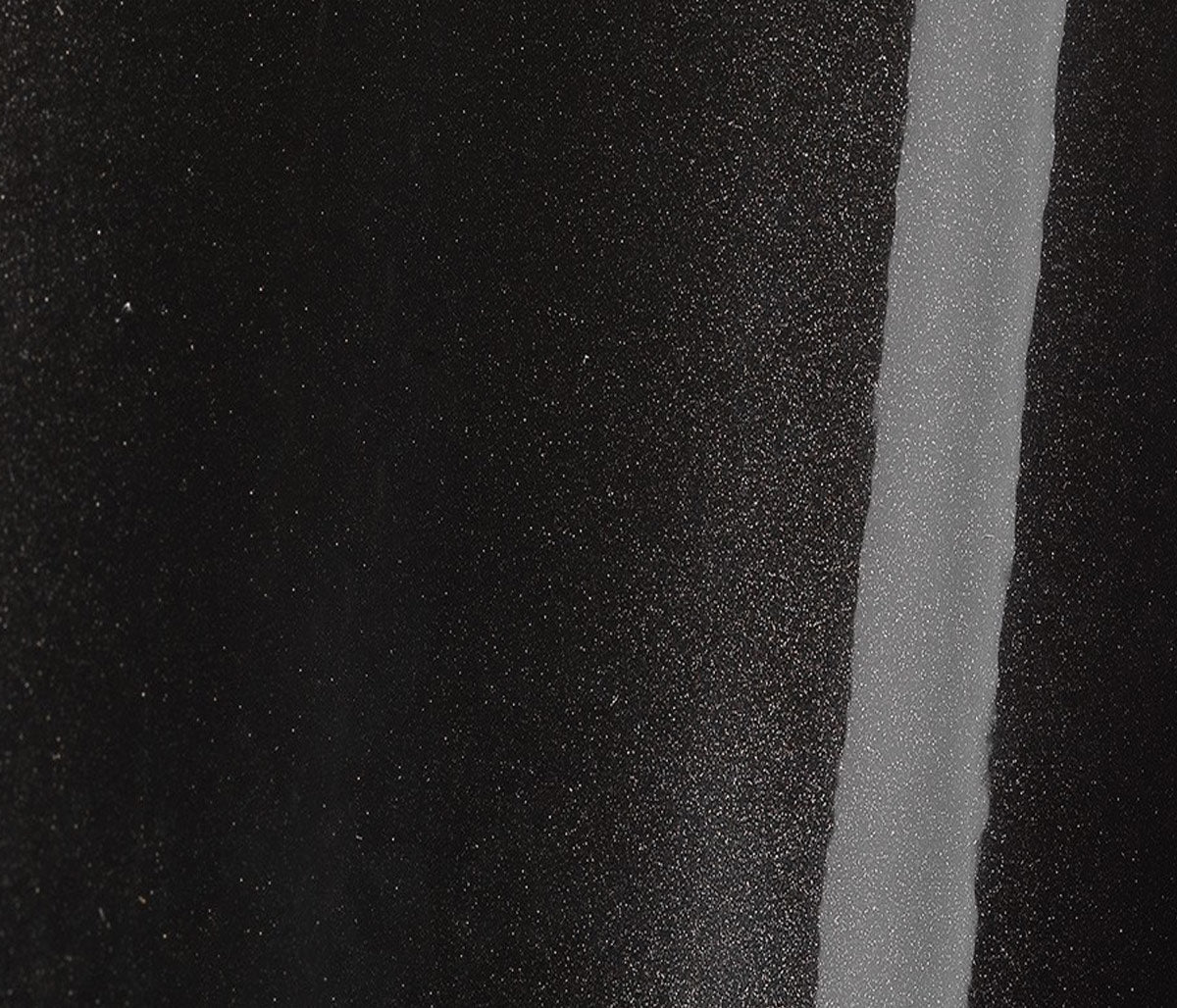 Avery Dennison SW900 Black Gloss Metallic Vinyl Wrap | SW900-192-M