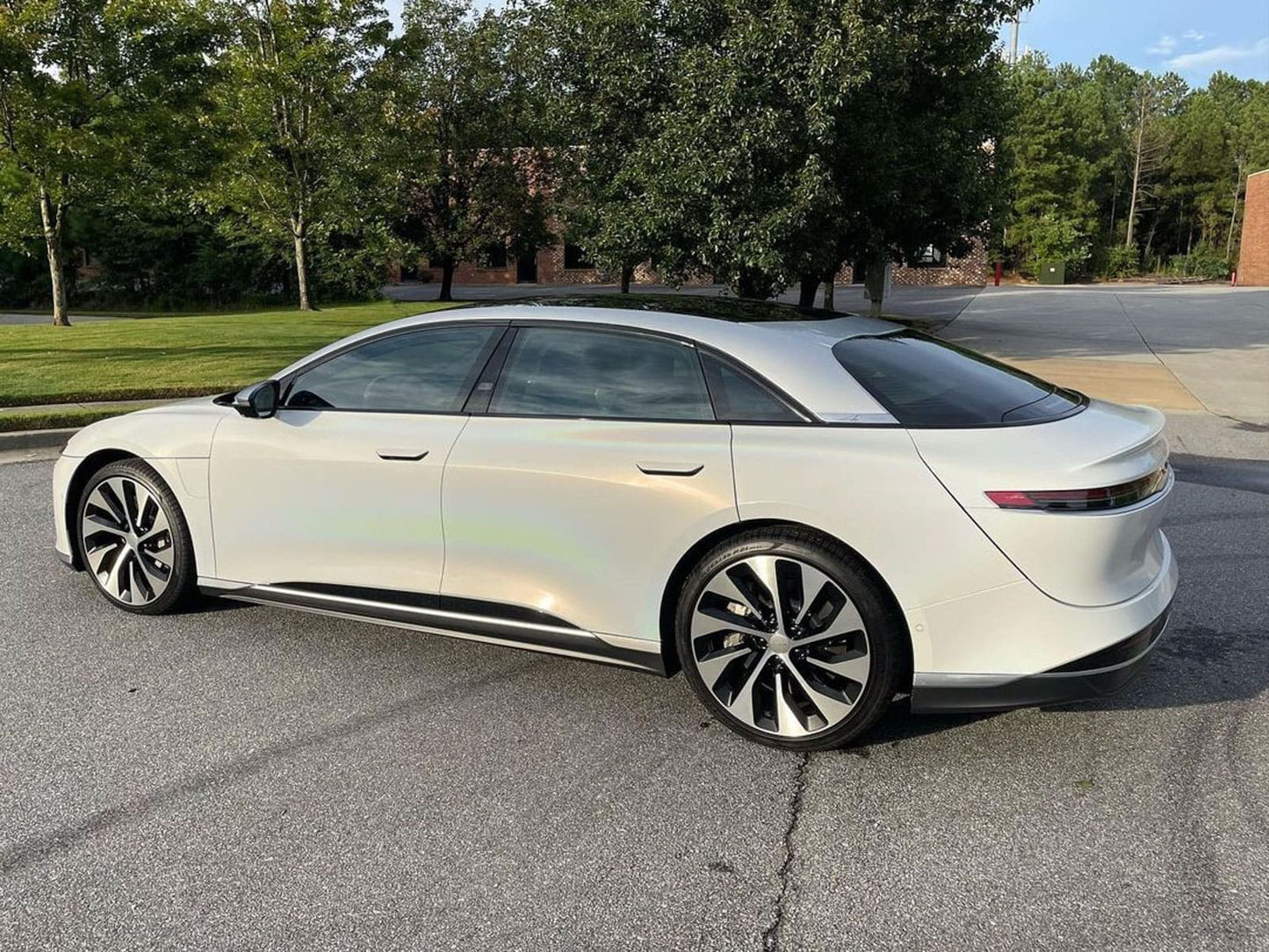 Hexis Lapland White Gloss Vinyl Wrap | HX20002B